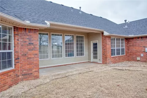 Exterior - 11212 Northfield Ct, Fort Smith, AR 72916 photo 12 of 16