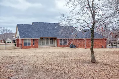 Exterior - 11212 Northfield Ct, Fort Smith, AR 72916 photo 11 of 16