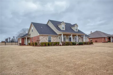 Exterior - 11212 Northfield Ct, Fort Smith, AR 72916 photo 4 of 16