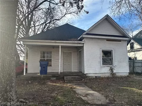 1017 N 37th St, Fort Smith, AR 72904