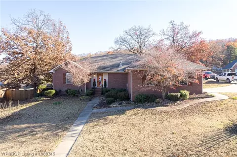 3200 Glen Flora Way, Fort Smith, AR 72908