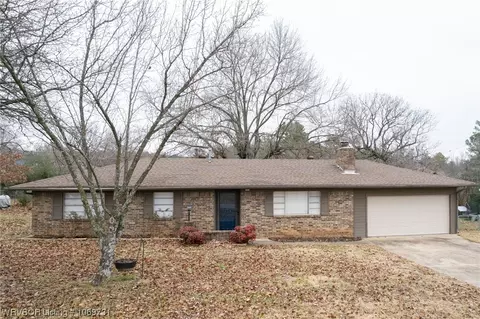 510 W Fresno St, Greenwood, AR 72936