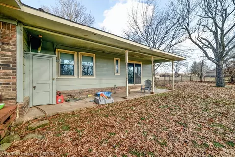 Exterior - 1003 Gregory Ave, Pocola, OK 74902 photo 12 of 16