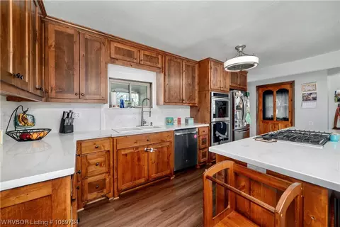 Kitchen - 1003 Gregory Ave, Pocola, OK 74902 photo 4 of 6