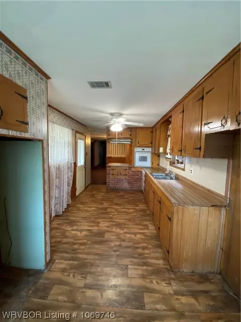 1104 Bluff Dr, Ozark, AR 72949 photo 3