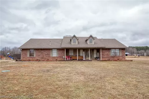 2720 Moss Rd, Van Buren, AR 72956