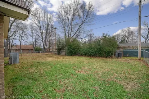 1504 15th Ter, Barling, AR 72923 photo 29