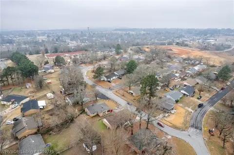 1504 15th Ter, Barling, AR 72923 photo 36