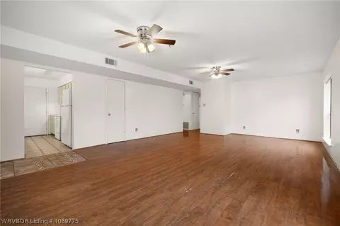 1504 15th Ter, Barling, AR 72923 photo 5