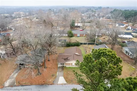 1504 15th Ter, Barling, AR 72923 photo 30