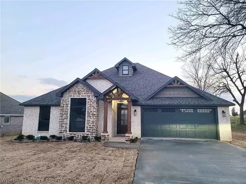 2301 Moody Rd, Barling, AR 72923