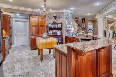 Kitchen - 5701 Free Ferry Rd #46, Fort Smith, AR 72903 photo 2 of 3