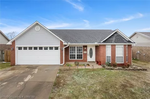 624 37th St, Van Buren, AR 72956
