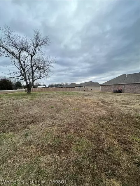 104 Stoneledge, Lavaca, AR 72941 photo 3