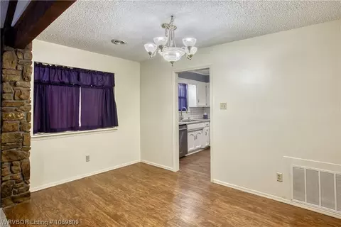 447 N 46th St, Fort Smith, AR 72903 photo 7