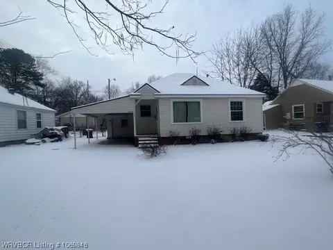 4014 Morris Dr, Fort Smith, AR 72904