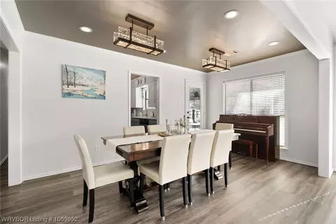 Dining - 3132 Brooken Hill Dr, Fort Smith, AR 72908 photo 2 of 5