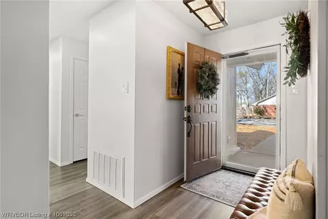 Entry Way - 3132 Brooken Hill Dr, Fort Smith, AR 72908 photo 1 of 2