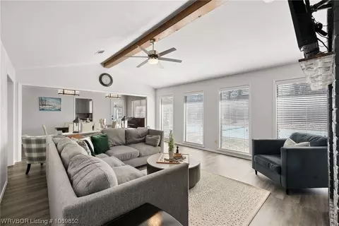 Living - 3132 Brooken Hill Dr, Fort Smith, AR 72908 photo 4 of 4