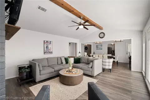 Living - 3132 Brooken Hill Dr, Fort Smith, AR 72908 photo 3 of 4