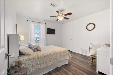Bedroom - 3132 Brooken Hill Dr, Fort Smith, AR 72908 photo 5 of 8