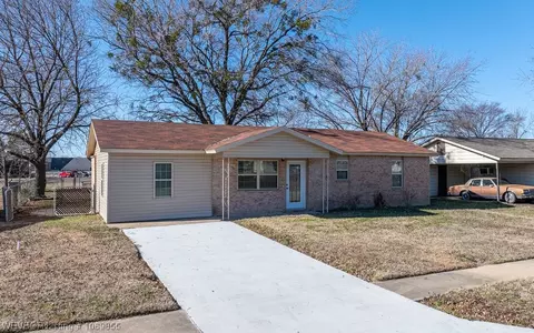 8316 32nd Ter, Fort Smith, AR 72908 photo 4