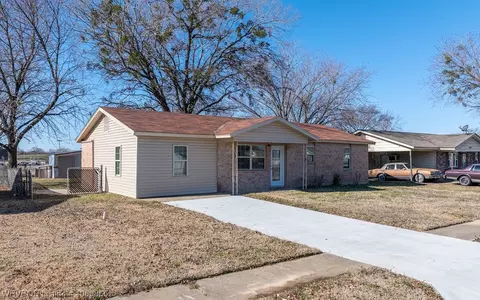8316 32nd Ter, Fort Smith, AR 72908 photo 3