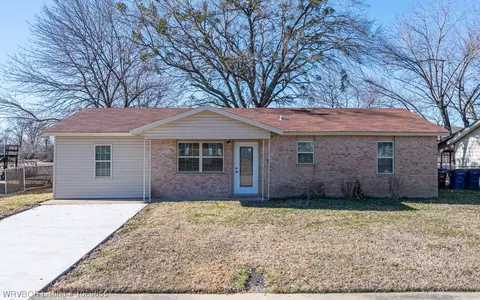 8316 32nd Ter, Fort Smith, AR 72908