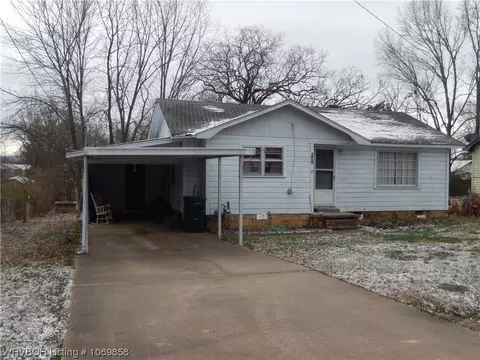 532 5th St, Booneville, AR 72927