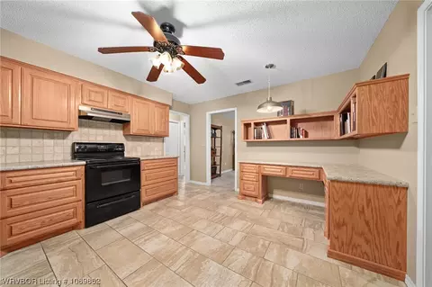 Kitchen - 3605 S 95th Cir, Fort Smith, AR 72903 photo 5 of 5