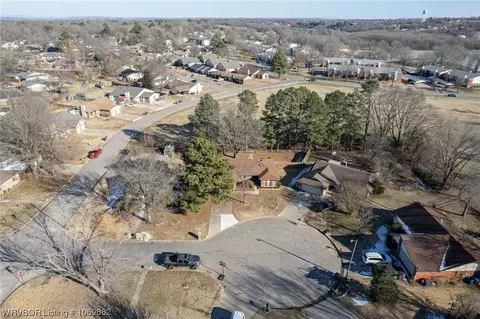 View/Area - 3605 S 95th Cir, Fort Smith, AR 72903 photo 2 of 2