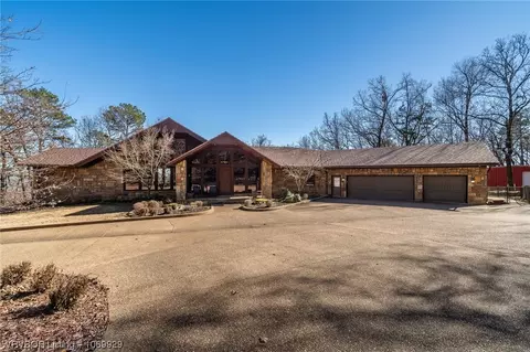 Exterior - 2000 37th St, Ozark, AR 72949 photo 5 of 6