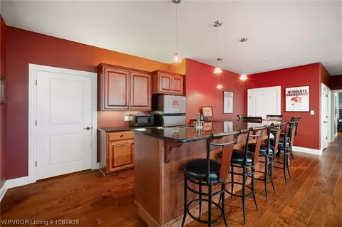 Kitchen - 2000 37th St, Ozark, AR 72949 photo 6 of 10