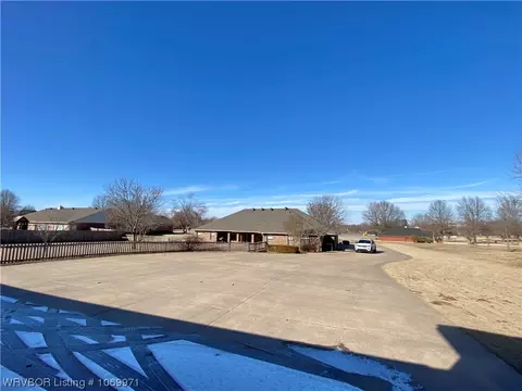 6820 Breezemont Way, Fort Smith, AR 72916 photo 45