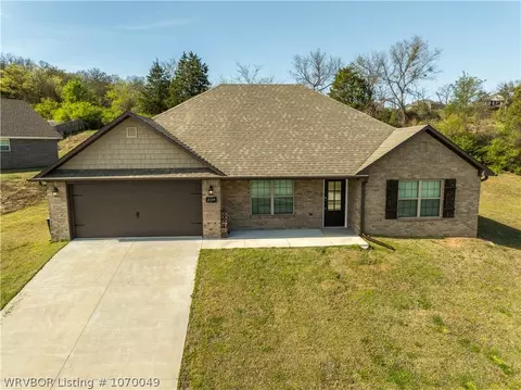 2139 Amy Ln, Van Buren, AR 72956