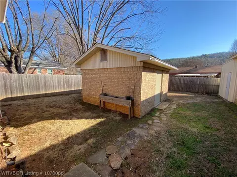 Exterior - 202 Cloos Circle Dr, Ozark, AR 72949 photo 10 of 16