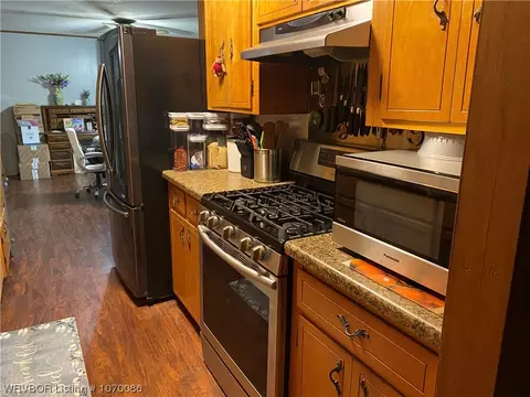 Kitchen - 202 Cloos Circle Dr, Ozark, AR 72949 photo 1 of 5