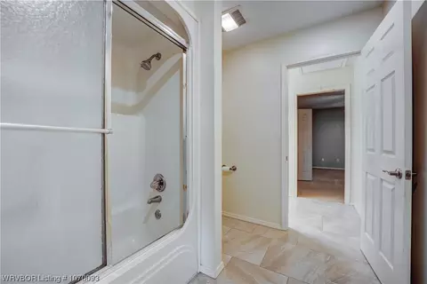 Bath - 7305 Ellsworth Rd, Fort Smith, AR 72903 photo 6 of 10