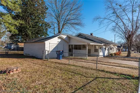 Exterior - 2801 Tulsa St, Fort Smith, AR 72901 photo 6 of 7