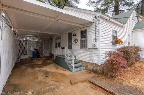 Exterior - 1507 Dallas St, Fort Smith, AR 72901 photo 3 of 4