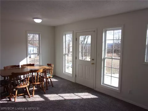 Dining - 3927 Adams Rd, Ozark, AR 72949 photo 3 of 4