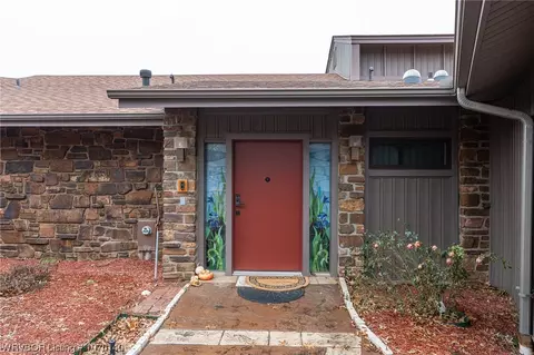 Entry Way - 3001 Windrift Cv, Fort Smith, AR 72903 photo 2 of 2