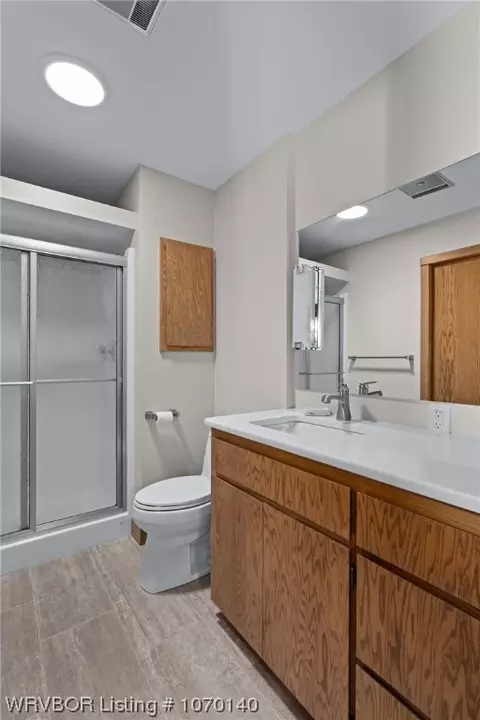 Bath - 3001 Windrift Cv, Fort Smith, AR 72903 photo 2 of 4