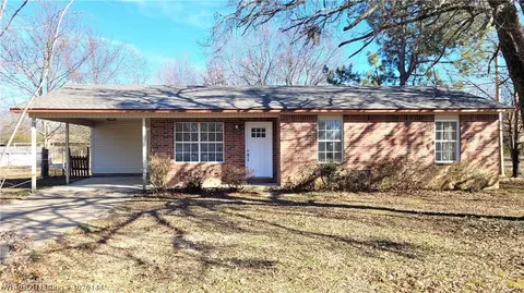 793 Jenny Ln, Waldron, AR 72958