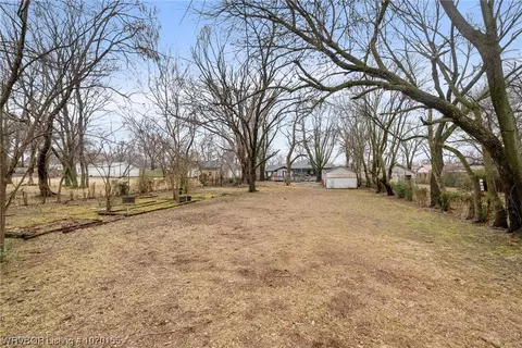 View/Area - 2419 Savannah St, Fort Smith, AR 72901 photo 2 of 2