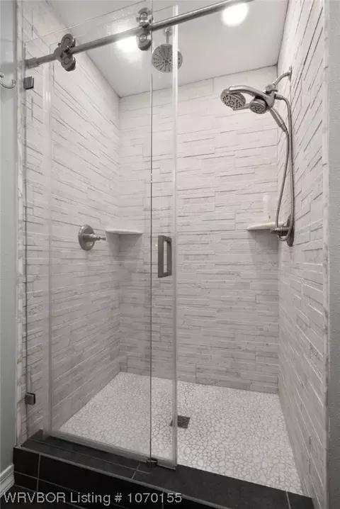 Bath - 2419 Savannah St, Fort Smith, AR 72901 photo 3 of 3
