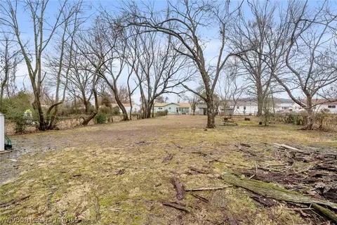 View/Area - 2419 Savannah St, Fort Smith, AR 72901 photo 1 of 2