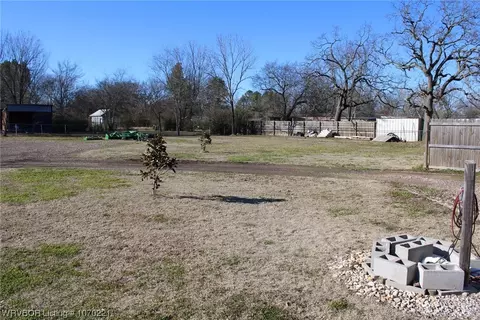 390 E 6th St, Waldron, AR 72958 photo 19