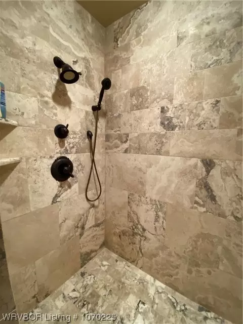 Bath - 53 Shady Grv, Mount Ida, AR 71957 photo 1 of 4