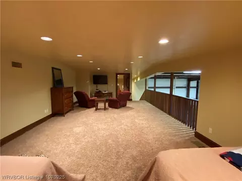 Living - 53 Shady Grv, Mount Ida, AR 71957 photo 2 of 5